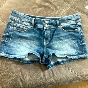 Like new Victoria secret hipster Jean shorts
